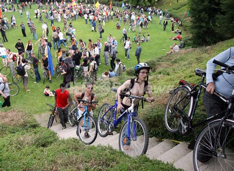 bike nude|World Naked Bike Ride (WNBR)